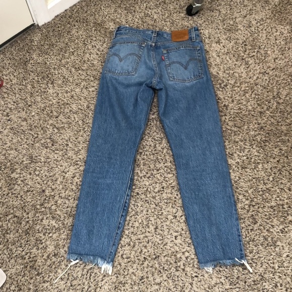 Levi’s Wedgie Jeans Size 24 Distressed Blue Denim High Waist - Picture 6 of 13